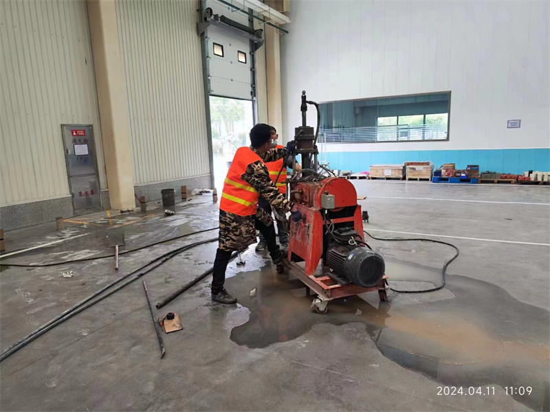 什运乡厂房地面下沉塌陷注浆加固施工